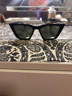 Le Specs Sunglasses
